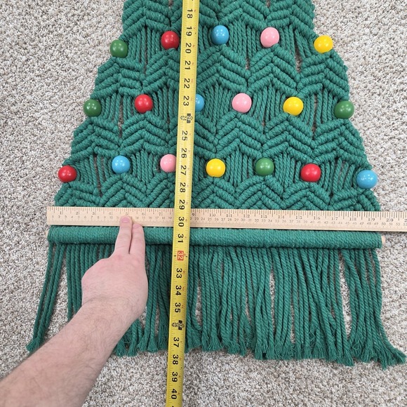 Vintage Green Macrame Christmas Tree Wall Hanging Wooden Beads Handmade - Picture 8 of 10